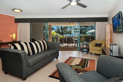 Hotel The Norfolks On Moffat Beach