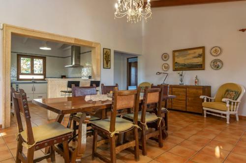Villa Sa Vinya de Montblanc -rafal Roig-