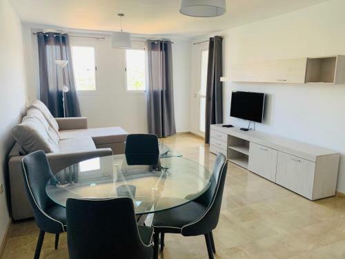 Amphora Beach 2 Bed Apartment