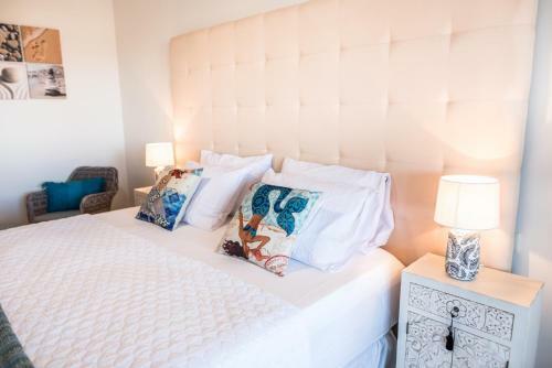 Apartamento Duquesa Dreams - 2 Bed/2 Bath Apt With Panoramic Golf Course And Mountain View