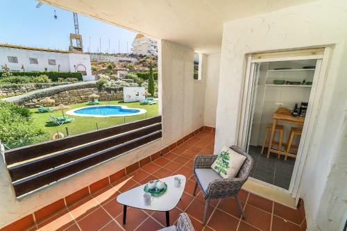Apartamento Duquesa Dreams - 2 Bed/2 Bath Apt With Panoramic Golf Course And Mountain View