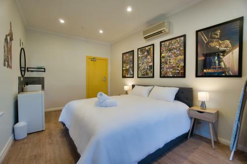Hotel Dreamy Night Accommodation