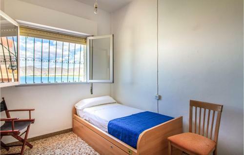 Stunning Home In Mazarr�n With 4 Bedrooms