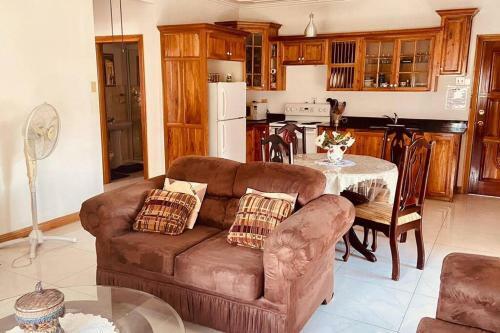 Apartamento Spacious, Homely 2-bedroom, Waterloo Kingston