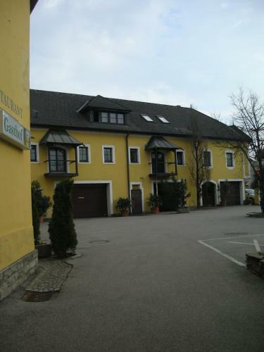 Posada Gasthof Kreuzmayr