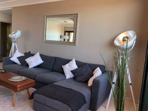 Luxury Sea View Apartment, 3 Bedrooms, Wifi