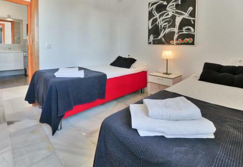 Nice And Spacius Villa Near Fuengi