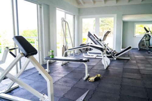 Apartamento Oceanfront Condo W/ Beach Access, Pool, & Gym (2f)