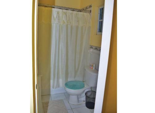 Unity Villa-private Bedroom Fan, Wifi,near Beach-c