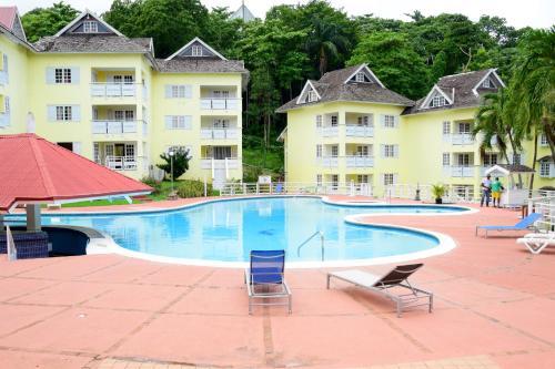 Apartamento River Side Apt 9 @ Mystic Ridge.