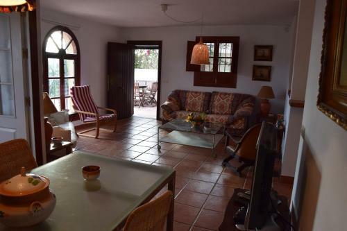 Apartamento En Villa Con Piscina