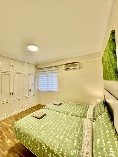 Gran Apartamento Junto A Catedral M�lagasimple