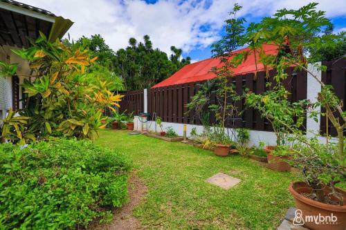The Beach House In Punaauia