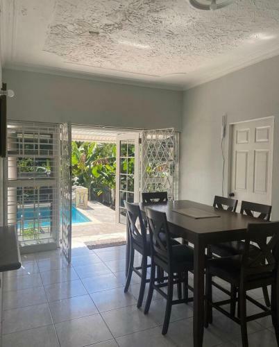 Apartamento Coconut Palm Getaway (2 Bedroom)