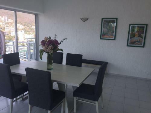 Apartamento Amplio, C�modo Y Hermoso Departamento En Acapulco