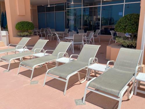 Beachfront Apartment In Acapulco, Ideal For Vacation Or Remote Working