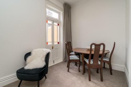 Inner City Executive Living On Stuart Street