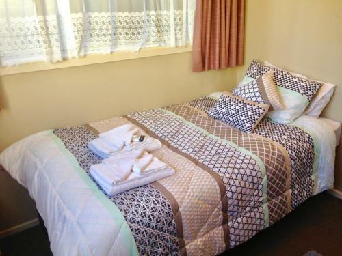 Hostal Big & Bright Guest House