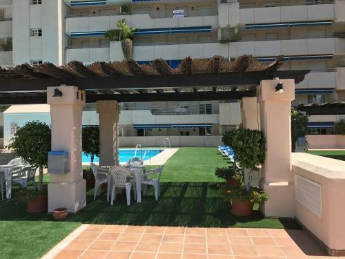 Marina Banus Apartment - Frontline Beach Suite - Puerto Banus