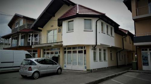 Hostal Apartments&rooms Mido