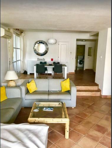 Apartamento Jardines de Las Golondrinas