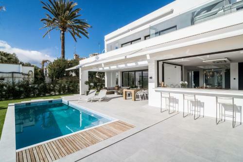 Vlg-modern 5 Bedroom Villa Close To Beach