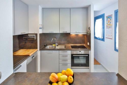 Puerto Banus 2 Bedrooms Apartment P2