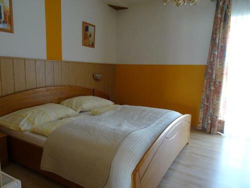 Posada Gasthof Zum Flughafen