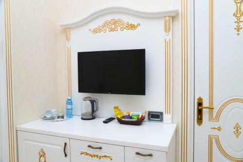 White Boutique Baku Hotel