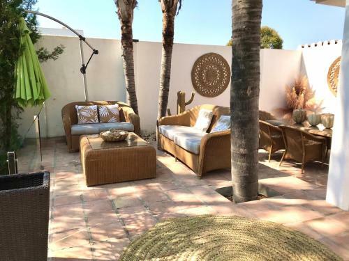 Luxury Beach Villa , Private Pool Do�a Bella