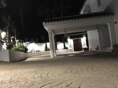 Luxury Beach Villa , Private Pool Do�a Bella