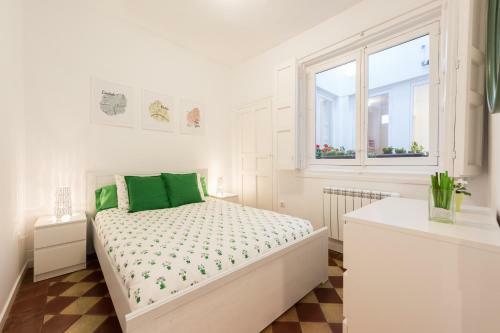 Living Plaza Mayor Apartment