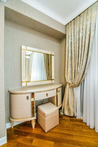Nizami Street Vip Apartment