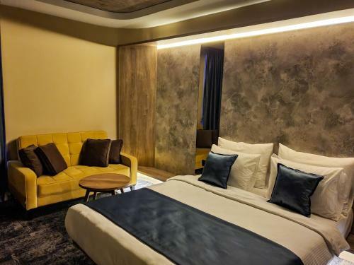 Hotel City Code