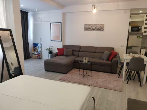 E&a Apartments Guesthouse