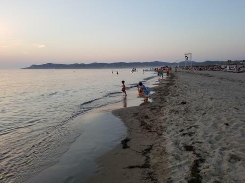 Beach Veranda Home, Gjiri I Lalzit