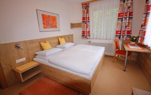 Hostal Pension Vocario