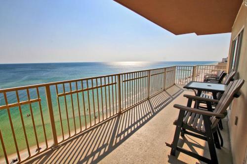 Crystal Shores West By Youngs Suncoast