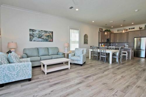 West Side Cottages Unit B By Youngs Suncoast