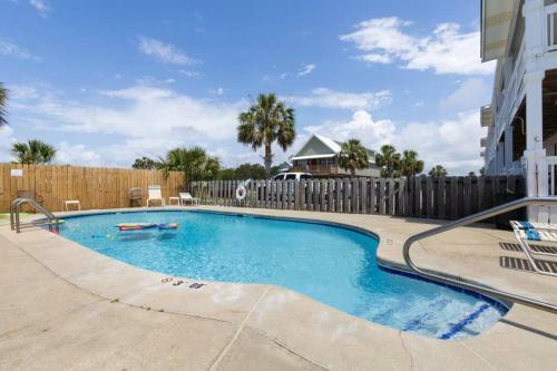 Apartamento 2bd 2ba 1st Floor Condo Walk To Beach
