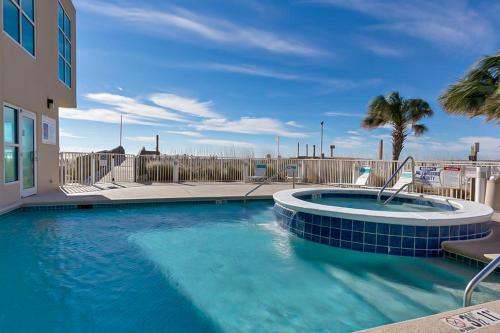 Hotel Crystal Shores III