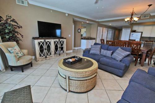 San Carlos 701 By Youngs Suncoast