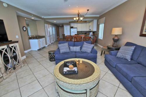 San Carlos 701 By Youngs Suncoast