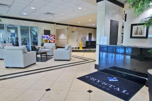 Crystal Tower 1205 By Youngs Suncoast