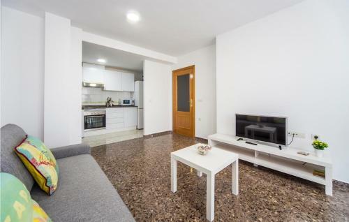Stunning Apartment In Moncofa With 2 Bedrooms