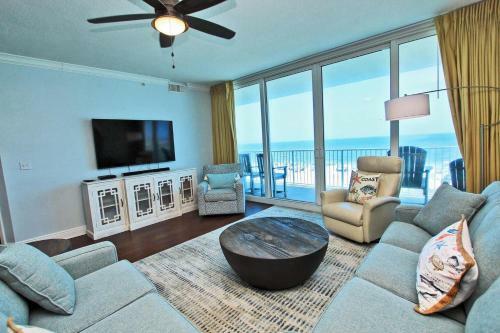 San Carlos 409 By Youngs Suncoast