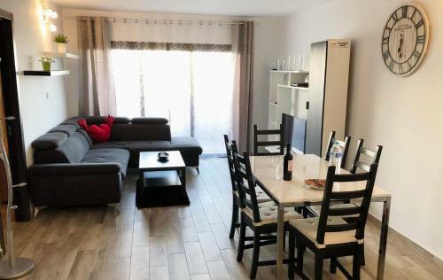 Apartamento Luxury 2 Bedroom Apt 2 Min From Beach