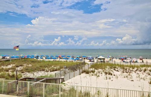Legacy 102 By Youngs Suncoast