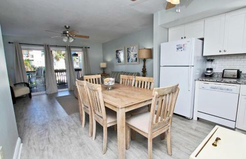 Laguna Bella B1 By Youngs Suncoast
