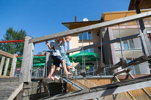 Hostal Hotel Gasthof Adler
